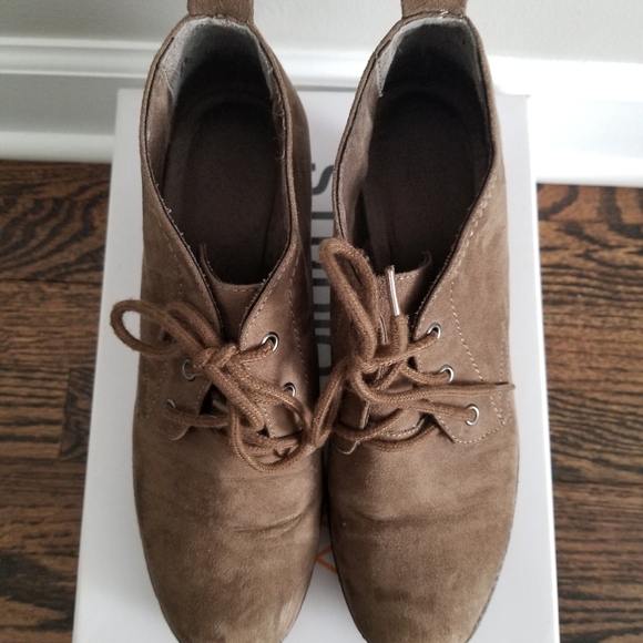 Faux Suede Platform Booties - Picture 3 of 6